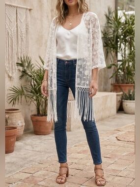 BOHO Sheer Lace Embroidery Fringe Women’s Blouse Top Cover Up Sz M VINTAGE EUC